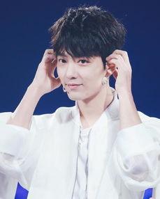 肖战爸爸爆料了吗视频在线观看,揭秘明星家庭幕后故事  第2张